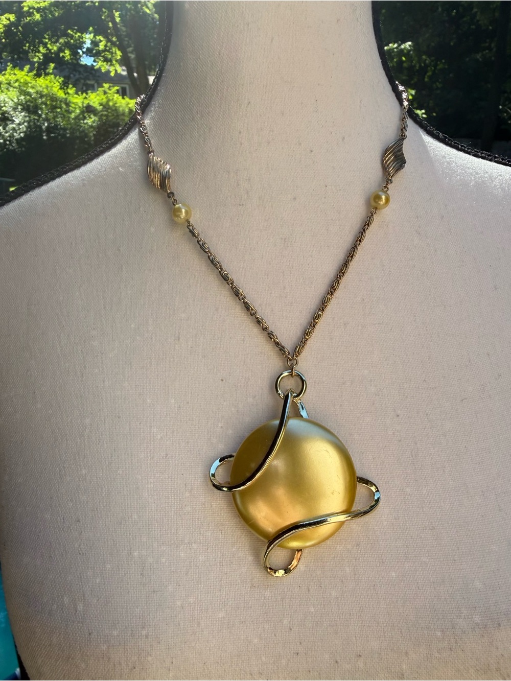 Vintage Gold Tone Modernist Spiral w/Sphere Pendant 70s